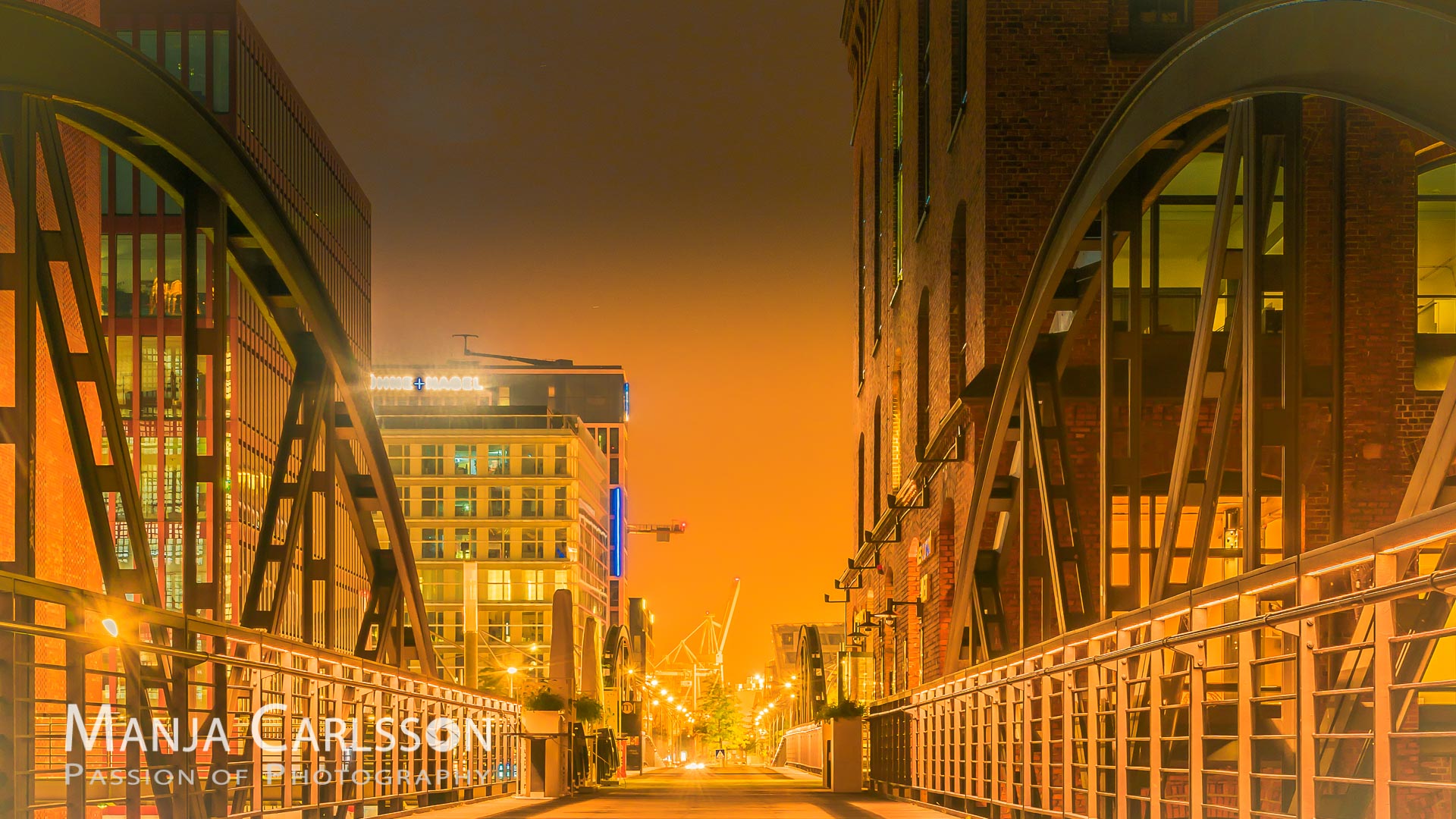 Hafencity - Sandtorhafen - Brücke (f/14, 30Sek., ISO 100, 38mm)
