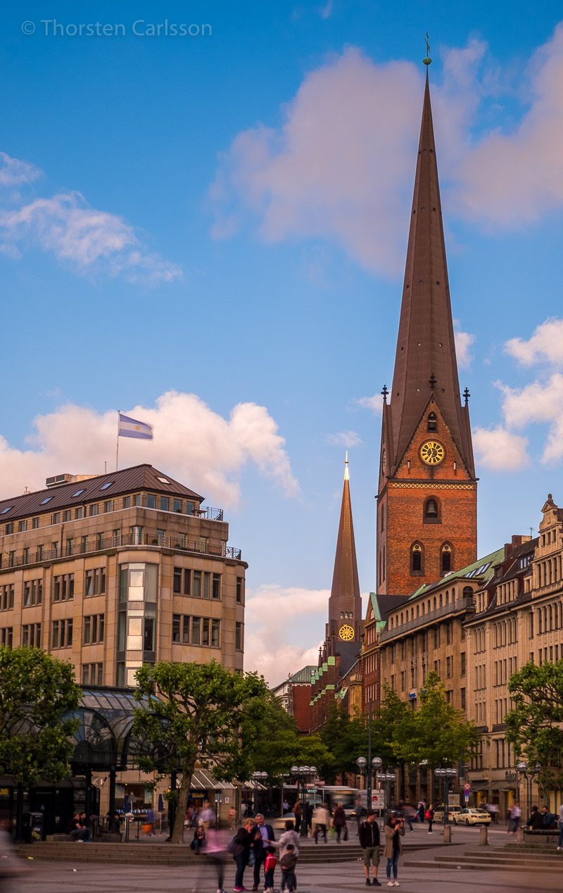Blick in die Mönckebergstr. in Hamburg