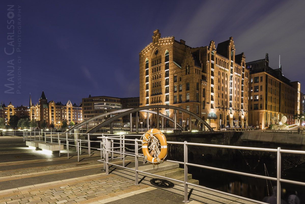 Maritimes Museum Hamburg mit Busanbrücke