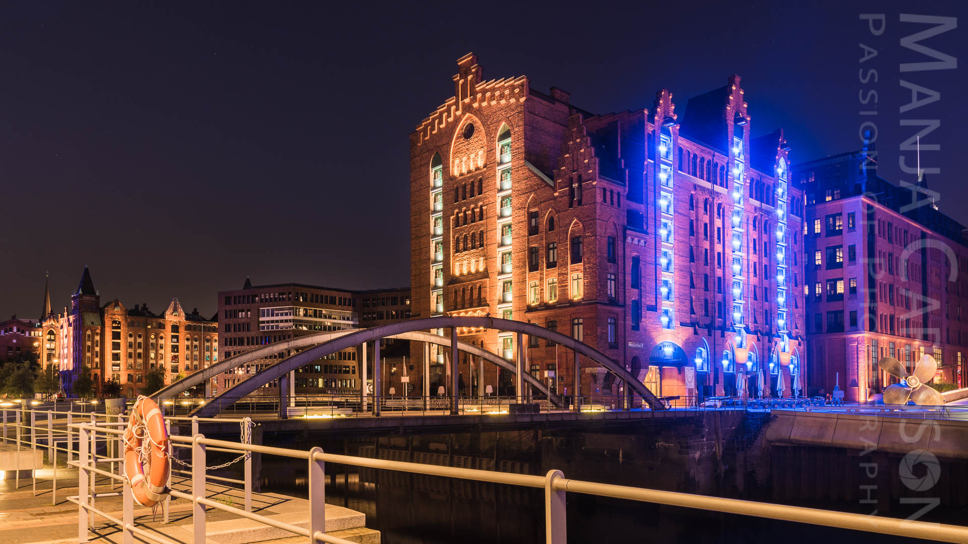 Blue Port 2017 - Maritimes Museum mit Busanbrücke