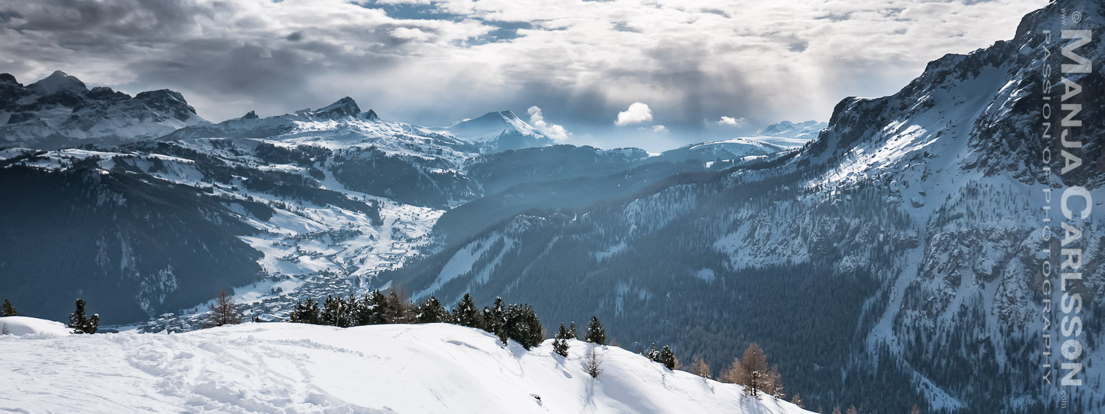 Schneelandschaft mit Blick auf Corvara © Manja Carlsson
