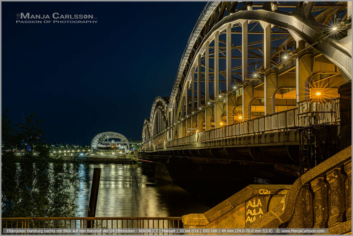 Elbbrücken Hamburg nachts mit Blick auf den Bahnhof der U4 Elbbrücken Elbbrücken Hamburg nachts mit Blick auf den Bahnhof der U4 Elbbrücken